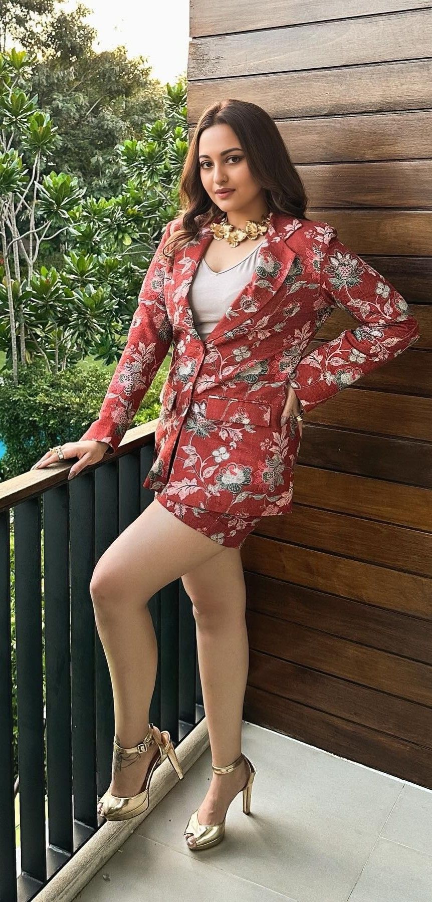 Sonakshi Sinha 99
